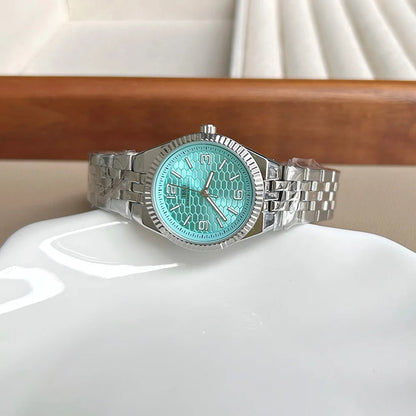 New Classic Women'S Watch With A Stylish Small Dial And Steel Band; High-Quality Ladies' Wristwatch And Timepiece Accessory.