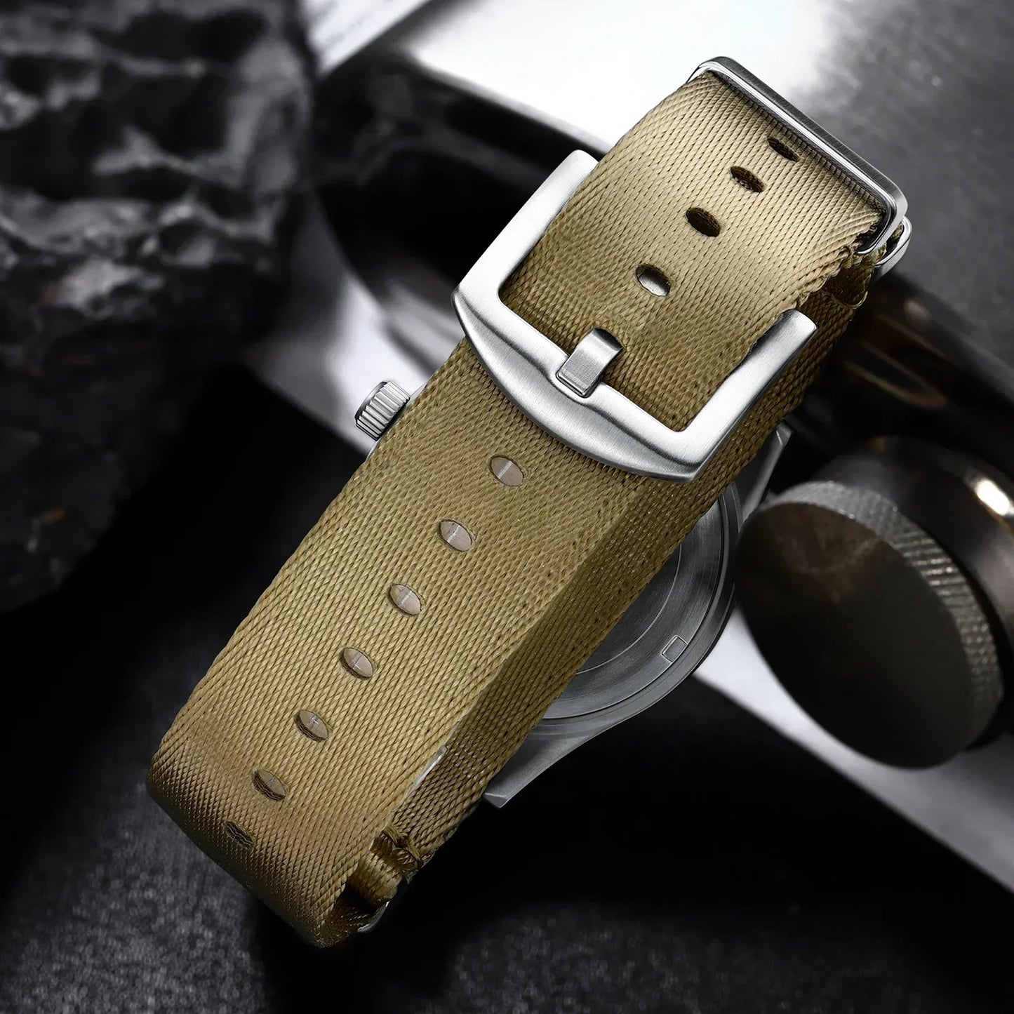 MILITREK 2026 New Military Retro Men'S VH31 Quartz Watch 37mm Sapphire Stainlesssteel 100m Waterproof C3 Luminous Reloj Hombre