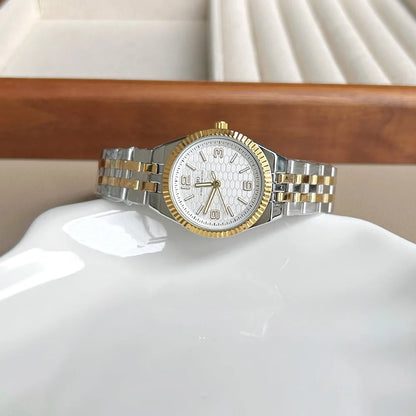 New Classic Women'S Watch With A Stylish Small Dial And Steel Band; High-Quality Ladies' Wristwatch And Timepiece Accessory.